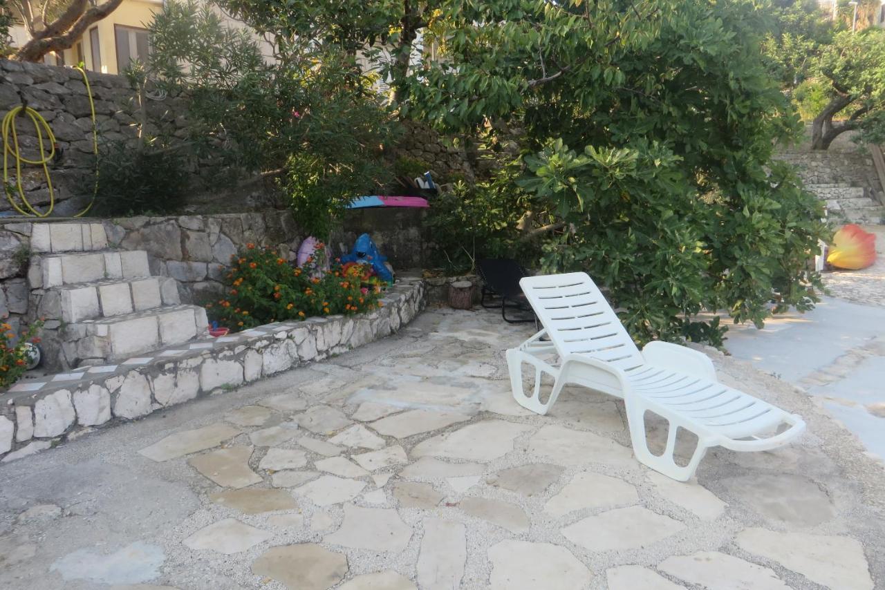 I&J Relaxing Beach Apartments Račišće エクステリア 写真